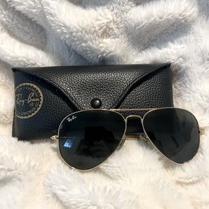 Ray Ban Aviator sunglasses